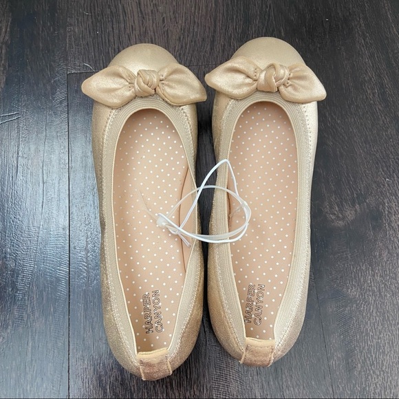 Harper Canyon Girls Flats with Bow in Gold colour - size 4M - Picture 3 of 10